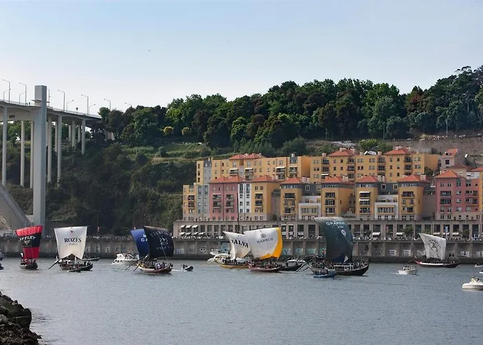 Апартаменты Estudio Monte Da Luz